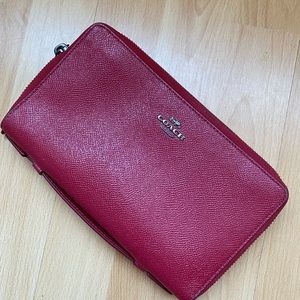 Coach Accordion Double Zip Wallet